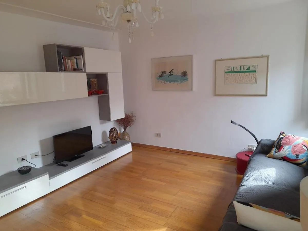 Apartamento Alla Biennale Da Irma Veneza Itália