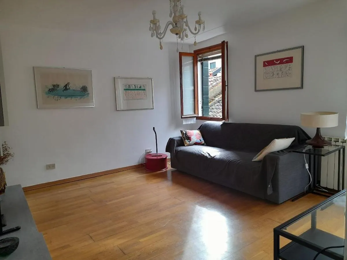 Alla Biennale Da Irma Veneza Apartamento